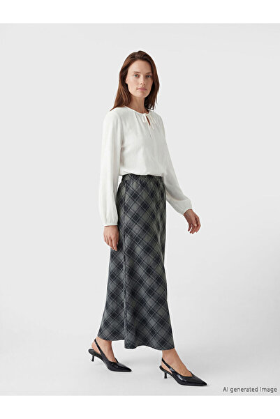 LC Waikiki Rmz Gi̇yi̇m Farkiyla Checked Embroidered Skirt with Waist Cord