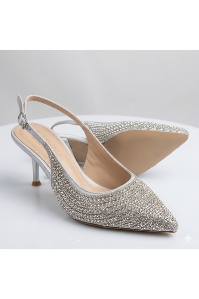 KİNDEP Park Moda Taş Detaylı Burnu Kapalı Topuklu Kadın Ayakkabı GUMÜŞ