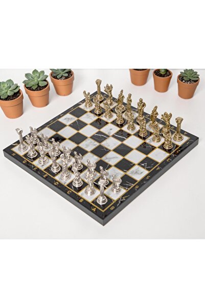 e-life shop مجموعة شطرنج معدنية فاخرة مطلية بالكروم على شكل خيول بيجاسوس وكلا...