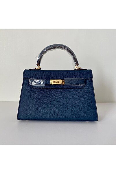 China Women's handbag, size 22, gold lock, Leather