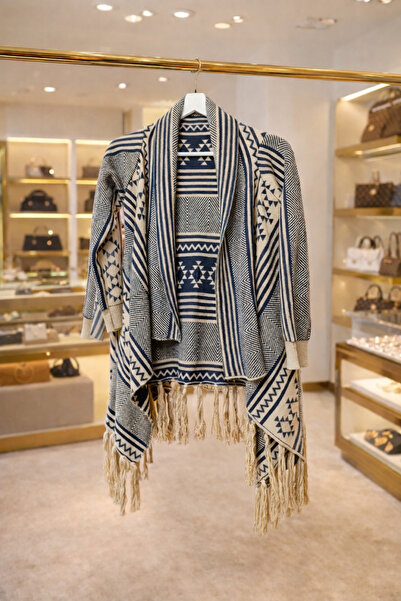 Butik Bohem Desenli Püskül Detaylı Şık Hırka