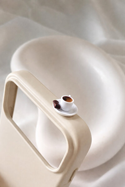 lotusbybuket غطاء سيليكون لهاتف آيفون 17 بروماكس بتصميم قهوة الشوكولاتة