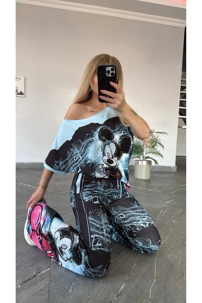 RED WOMAN FASHİON Mickey Team