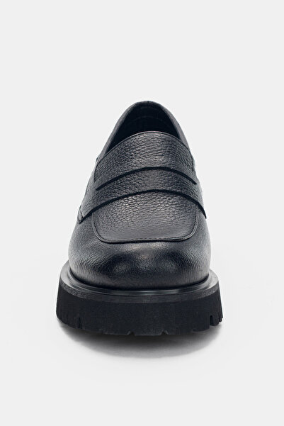 selin shoes Lorian Hakiki Deri Ön Çizgi Aksesuar Kadın Loafer- SİYAH