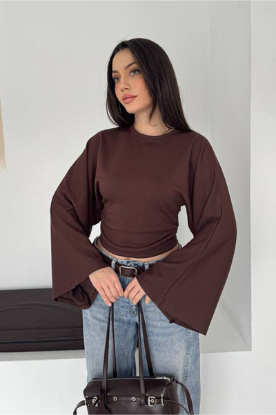 Noa&Noa بلوزة بأكمام خفاشية وحزام خصر - بني