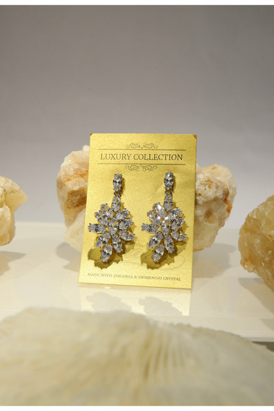 CHARM Crystal Bloom Earrings – Sparkling Flower