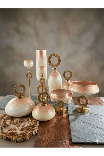 Sembol ENIGMA BEYAZ-ALTIN ESKİTMELİ SALON TAKIMI 9 PARÇA