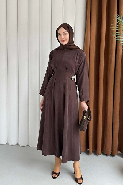 Modaensarbutik Gold Broş Bel Detaylı Tesettür Elbise-KAHVERENGİ