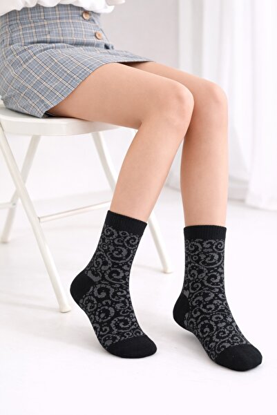 gigigiyim Different Embroidered Women's Socks