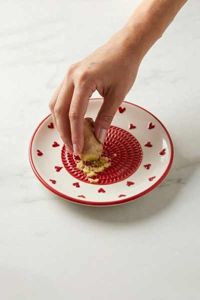 evcime Handmade Ceramic Grater Plate (13 cm) – Garlic, Ginger, Fruit Puree and Baby Food Maker