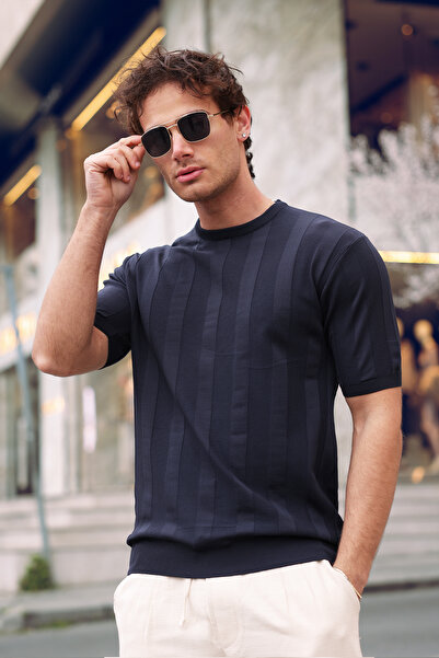 aziso Men's Crew Neck T-Shirt