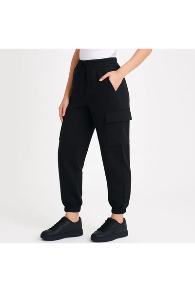 LUMİART Women's Black Jogger Sweatpants with Cargo Pockets and Elastic Cuffs ...