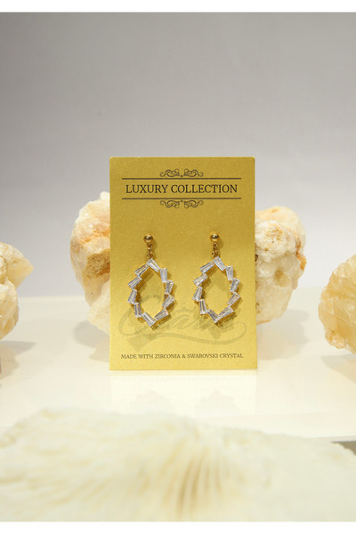 CHARM Crystal Frame Earrings – Geometric outline with zircons