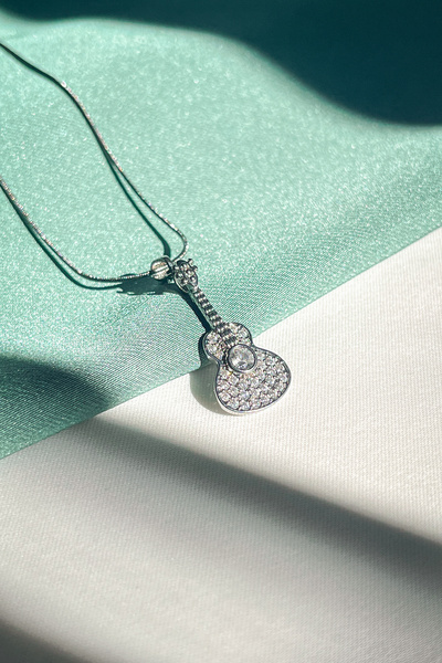Berilya Aksesuar Zircon Stone Guitar Necklace