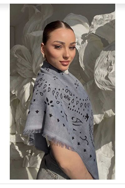 ANBLYs COLLECTION Ethnic D Patterned Self-Fabricated Shawl with Edges Tassele...