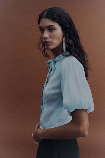 H&M Puff-sleeved blouse