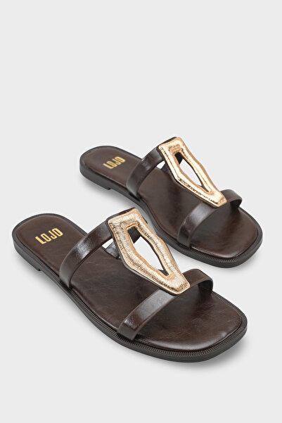 LOJO Women's Gold Accessory Detail Daily Slipper Capri Bitter Brown