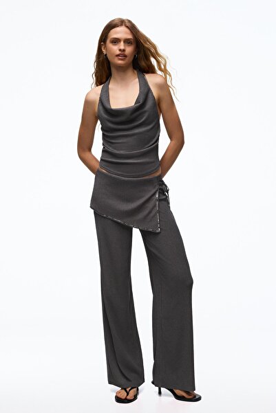 Bershka Pullu etek detaylı pantolon