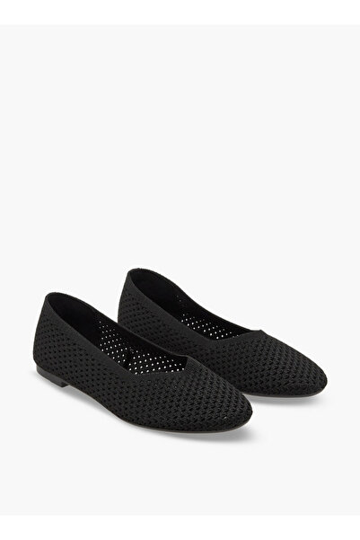 Flora Bella by Shoexpress Women Textured Ballerina Shoes