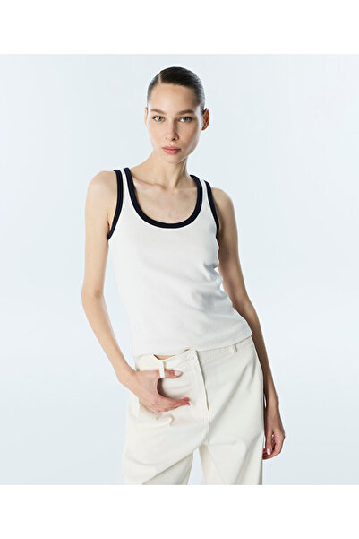 Twist KONTRAST BİYELİ TİŞÖRT