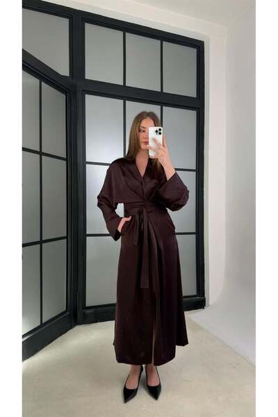 Gaus Mürdüm Kuşaklı Yırtmaçlı Premium Saten Elbise GAUS-01240