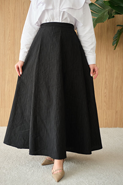 LOCCO Women's Side-Zip Closure Self-Patterned Skirt Black