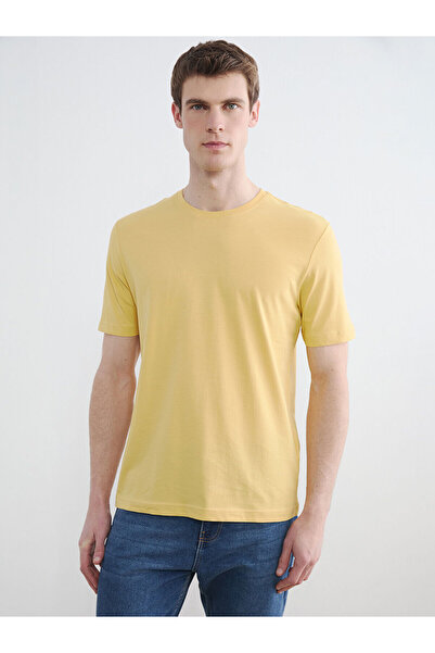 LC Waikiki Nevavm 100% Cotton Regular Fit Basic T-Shirt with a Difference