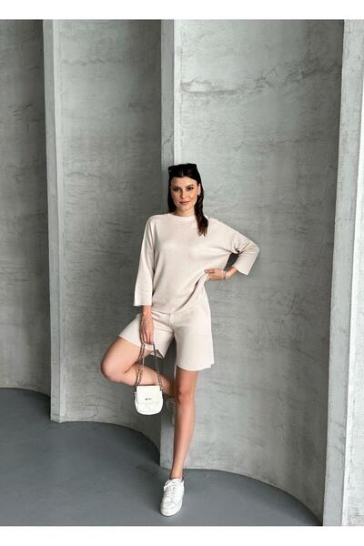 moda paketi Shorts Knitwear Set – Crew Neck Comfortable Fit Women's Two-Piece...