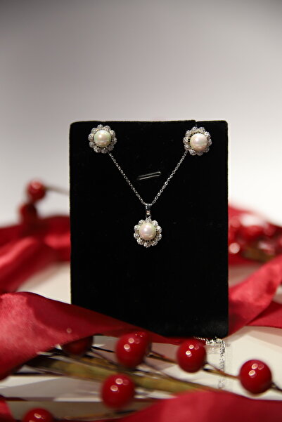 CHARM Set Pearl Radiance – Colier și cercei