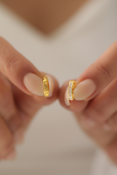 SUNSHINE 925 Ayar Gümüş ,Gold Kaplamalı Prenses Kesim Taşlı Yuvarlak Minimal ...