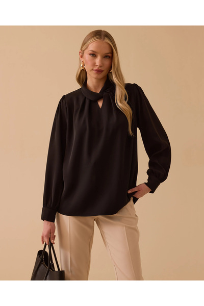 SEÇİL Büzgü Yakalı Pile Detaylı Bluz