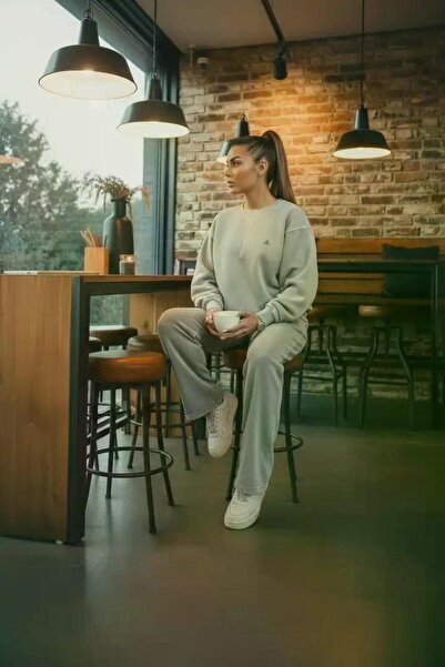 Yıkamalı Bisiklet Yaka Sweatshirt