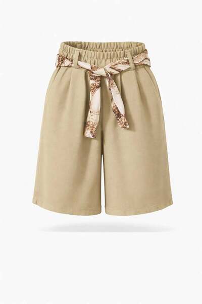 Miss Poem Γυναικείο σορτς Stone Με λεπτομέρεια ζώνης Comfortable Cut