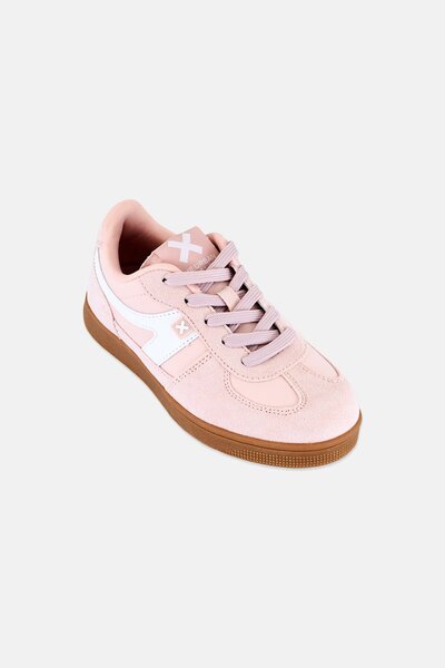 XTI أحذية كاجوال للأطفال الأولاد بشعار العلامة التجارية دانتيل Up، وردي فاتح