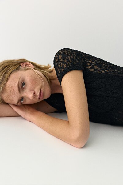 Pull & Bear Kısa kollu dantel body