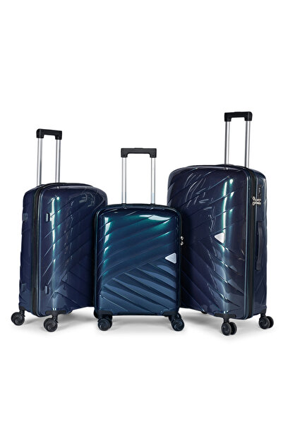 LİMRA A travel luggage set consisting of 3 wheeled suitcases with a sturdy an...