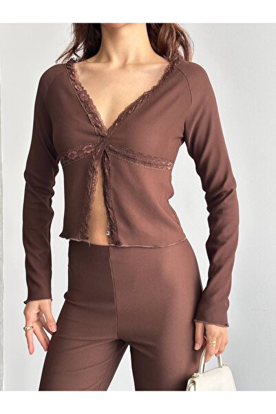 Butik Beyza Lace Detailed Ottoman Set