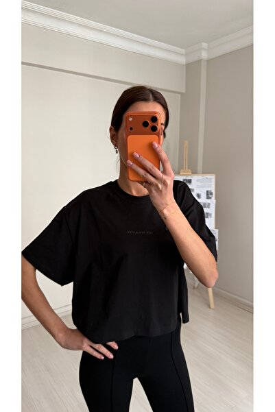 NURCAN KESKİN STORE Less Model Black Basic T-Shirt