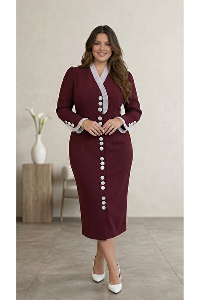 Meddesa Elegant midi dress with fitted cut