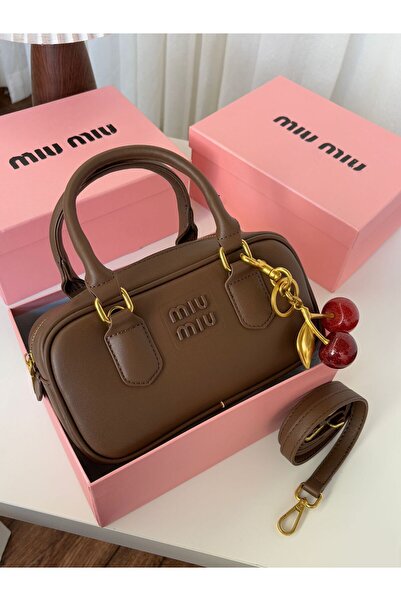 Generic Elegant and luxurious women's Shoulder Bag with all accessories