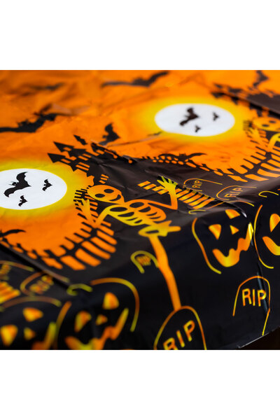 FAMİLY Halloween Tablecloth - aluminum - 137 x 183 cm - tombstone