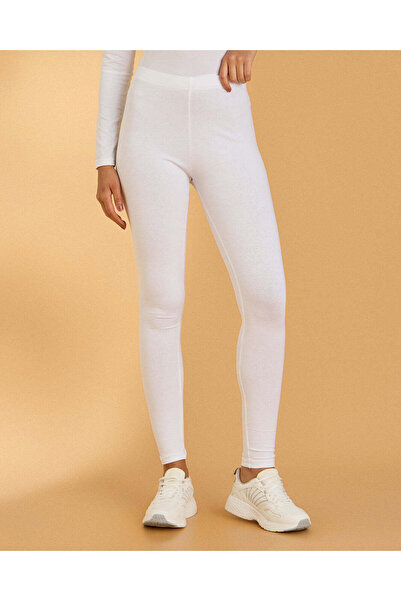 REDTAG Women White Cropped Leggings