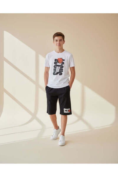 REDTAG طقم ملابس نوم أبيض مطبوع عليه شعار كرة السلة للأولاد الكبار