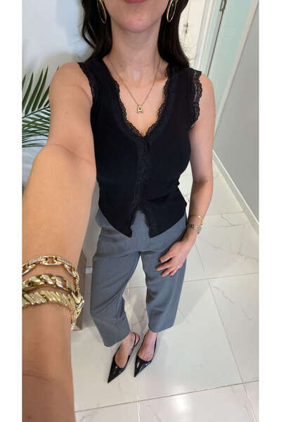 BİRCANÇİL Pelowsy Black Lace Pack Blouse