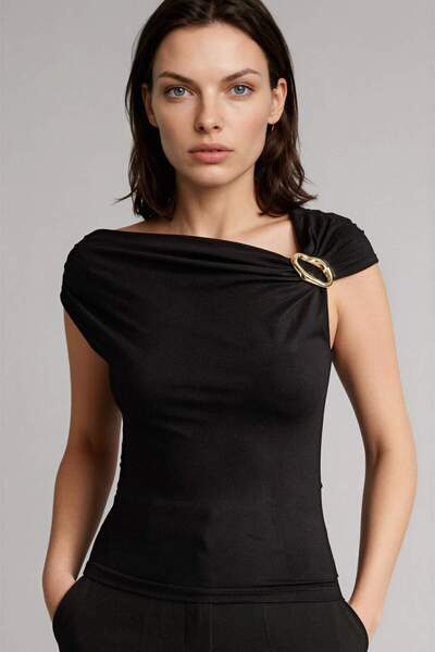 DeFacto تي شيرت سليم فيت كاياك جلاك تفاصيل إبزيم H1586AX26SM