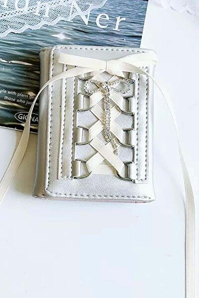 TAKIŞTIR اللون الرمادي مع تفاصيل شريط أبيض للنساء محفظة / حامل بطاقات