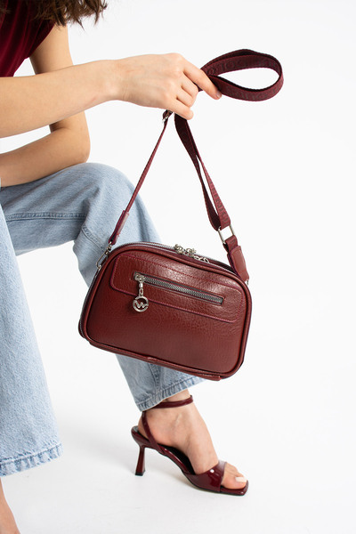 Vuslat Bags حقيبة كروس صغيرة للنساء مكونة من حقيبة كتف أقسام بتصميم أنيق يوميًا