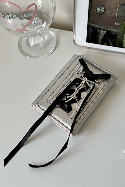 TAKIŞTIR اللون الرمادي مع تفاصيل شريط أسود للنساء محفظة / حامل بطاقات