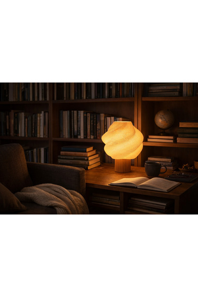 Dekoratif Spiral Masa Lambası Ampül Dahil Gece Lambası Sıcak Işık Modern Minimal Abajur