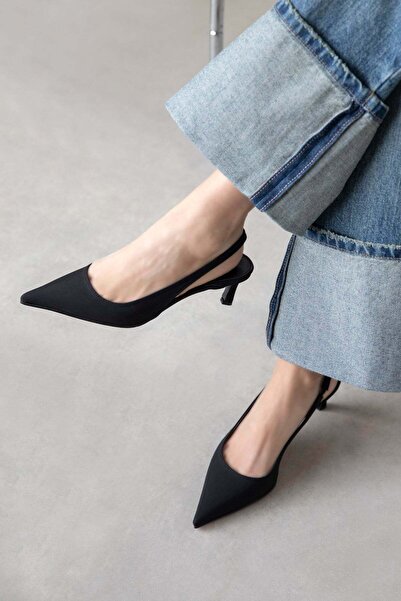 STRASWANS Molly Women's Heeled Fabric Shoes Black